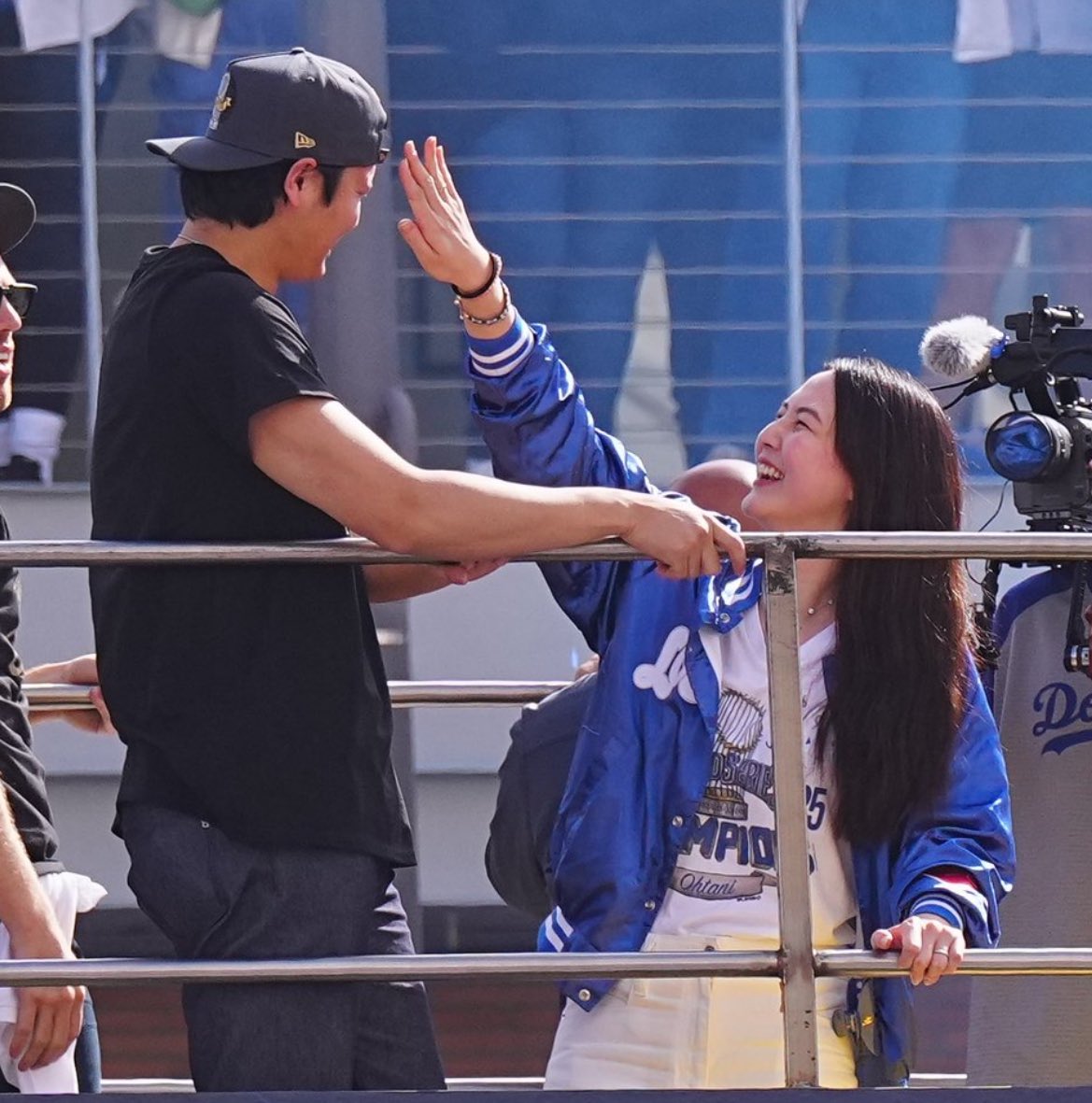 green_s17_'s tweet image. 朝から
こんなんとか①
こんなんとか②
こんなんとか③
見て幸せ気分で仕事行ったのに

最後の最後でこんなんとかさーー！！！④
（語彙力喪失）

永遠に世界一幸せであれ🥹❤️