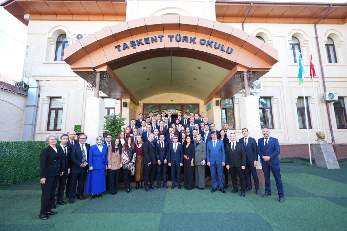 tcmeb_en's tweet image. Minister of National Education @Yusuf__Tekin Visits Tashkent Turkish School in Uzbekistan, Meets with Teachers While Attending UNESCO’s 43rd General Conference

👉🏻 meb.ai/Tj9RpC