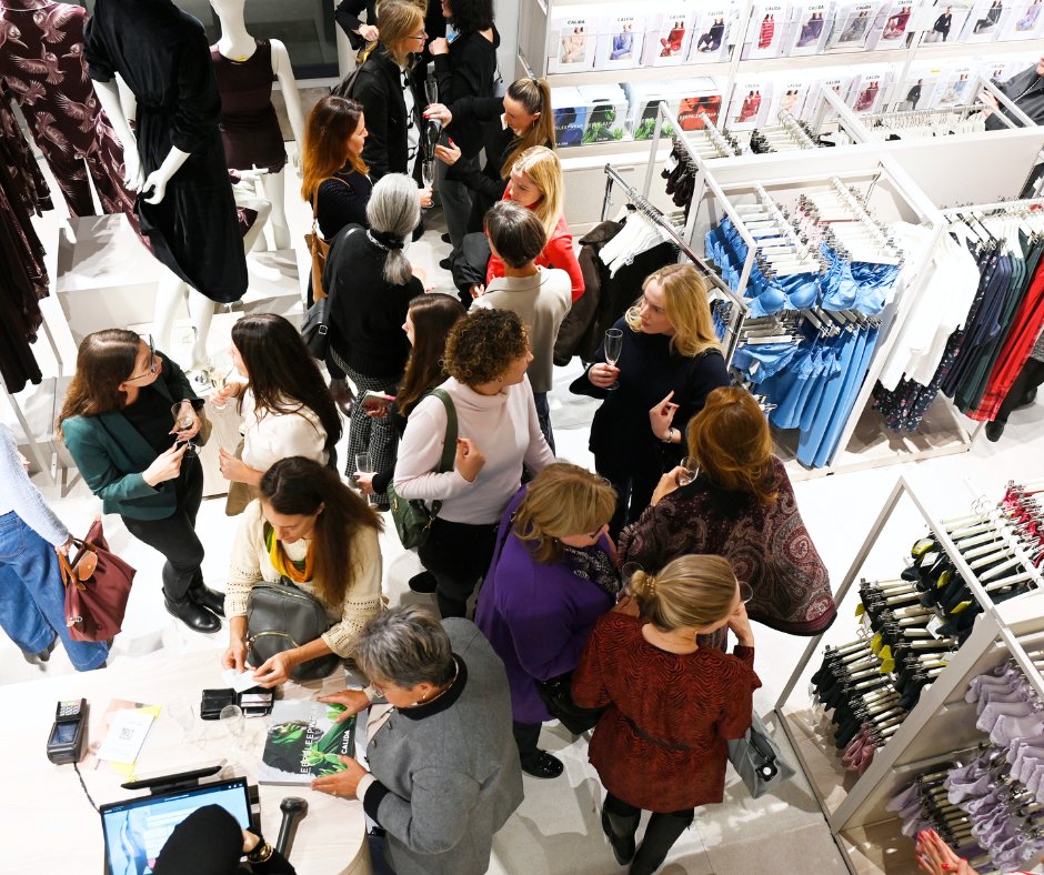 Letzte Woche durften wir einen exklusiven Einblick hinter die Kulissen von #CALIDA erhalten – mitten im Flagship-Store an der Löwenstrasse in #Zürich. 👕✨

Zu allen Impressionen: bit.ly/4oLfmXR