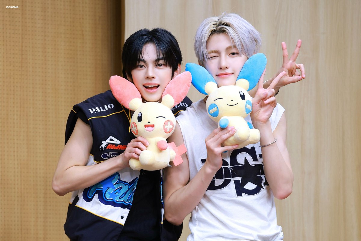 251031 엠투유

#도훈 #DOHOON #ドフン
#지훈 #JIHOON #ジフン
#TWS #투어스 #훈훈즈