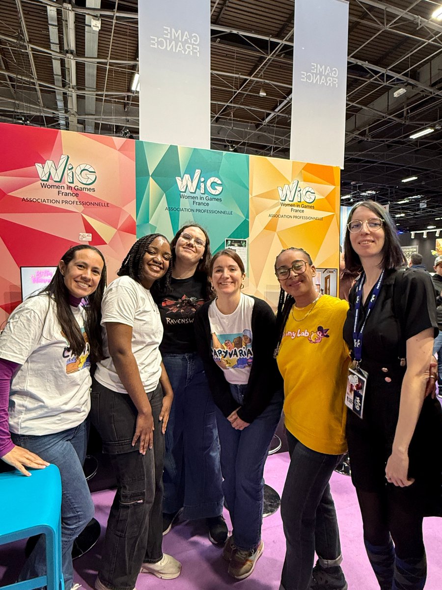 KiraniPiebox's tweet photo. It was amazing to present my game at #PGW25 alongside these wonderful women who are building:
🥐 The Witch’s Bakery – @SunnyLabGames
🐱 Kitty Haven – @MabouyaStudio
👽 Resonance – https://t.co/n29o95OiPm
#gamedev #indiedev #indiegame https://t.co/7e02o4JydR