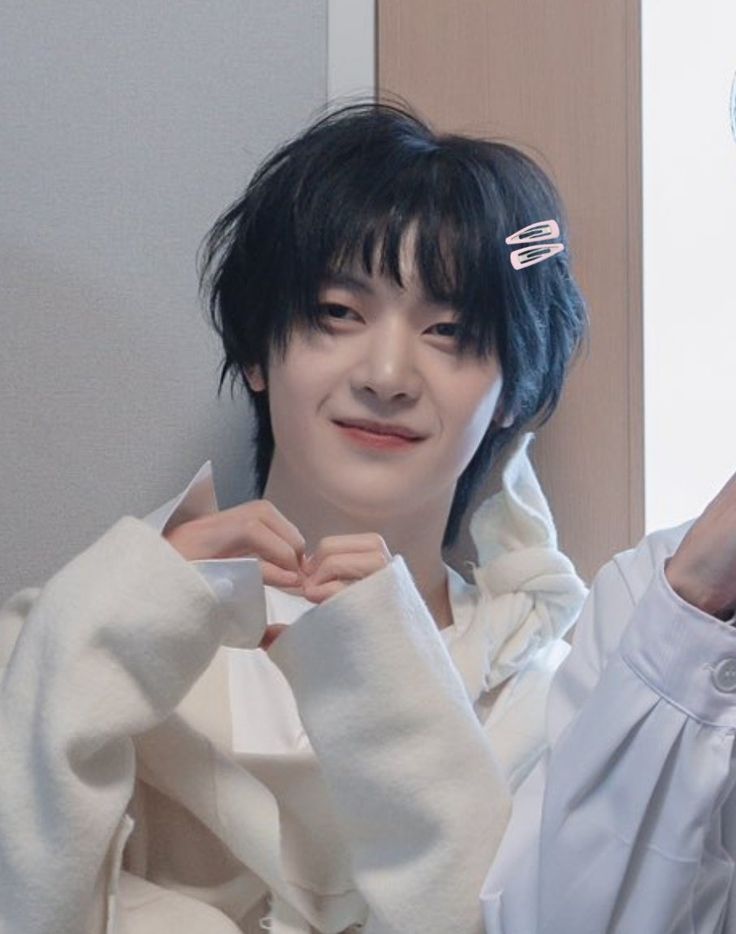 mattbreadcheeks's tweet image. hands down my fave mashu pic