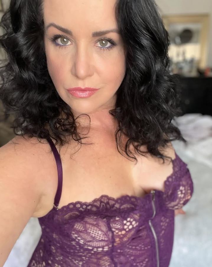 DutchMILF 🇳🇱 tweet media