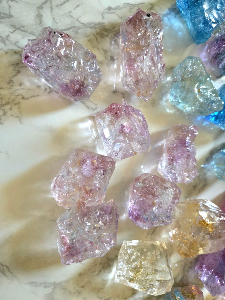 KOUsasayaka's tweet photo. フローライトキャンドル🕯️💎
#キャンドル
#ハンドメイド好きさんとつながりたい https://t.co/SfIHefElwH