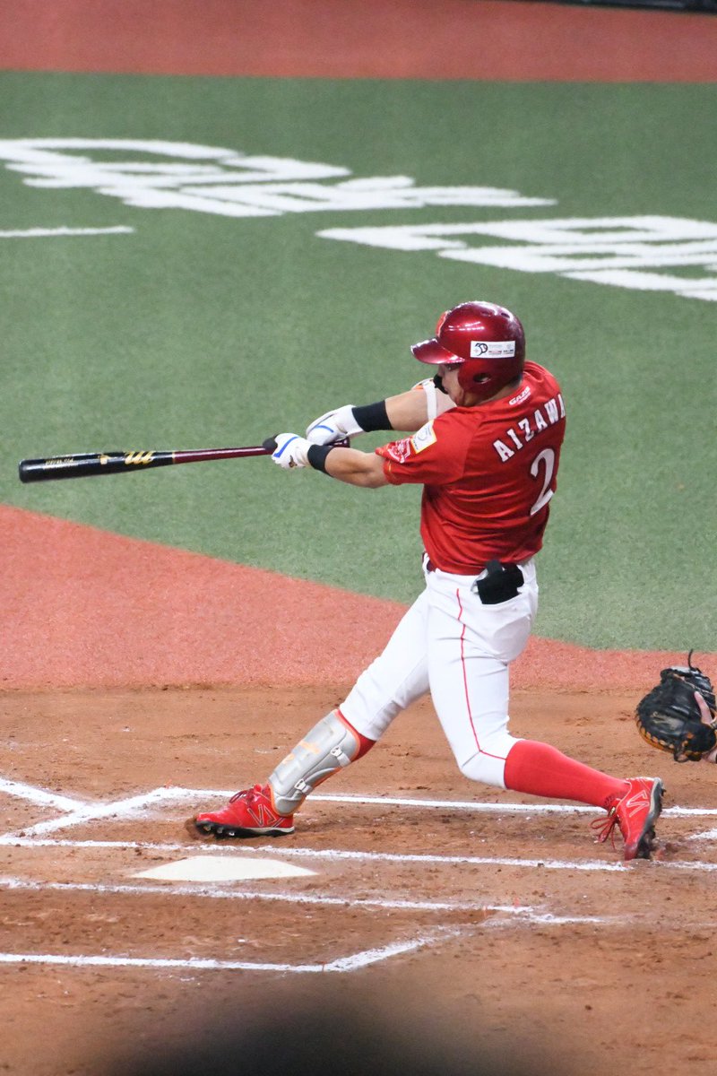 ６回裏トヨタ
坂巻のレフトフェンス直撃の2ベースからチャンスメイクし熊田、逢沢、北村のタイムリーで4点追加
トヨタ6-0四銀