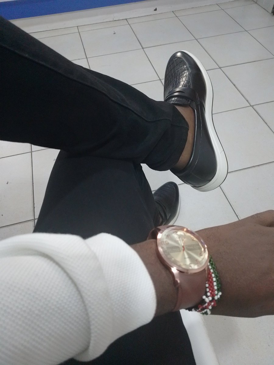 Josh001J's tweet image. What&apos;s on your feet?