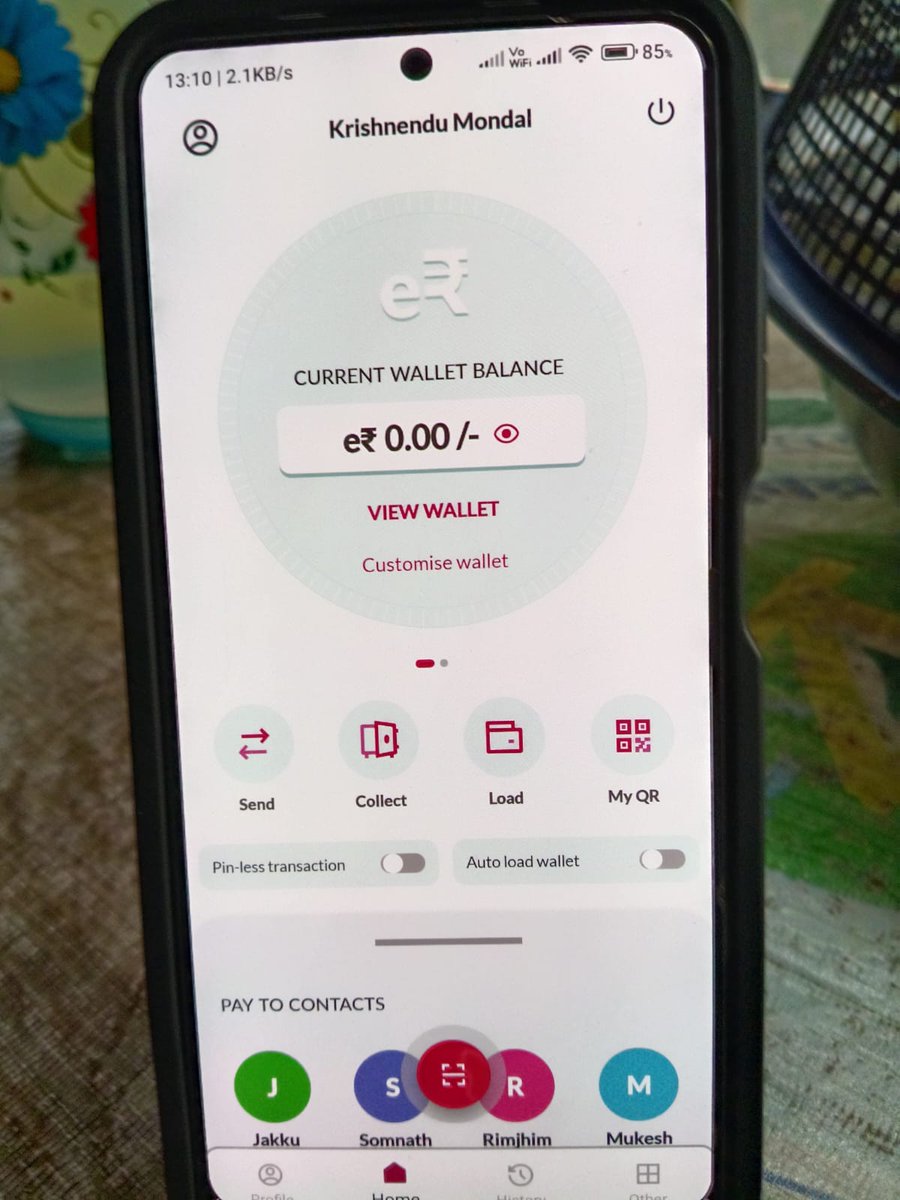 Deepofficial94's tweet photo. @AxisBank @AxisBankSupport
@RBI
My Axis e₹ wallet isn’t showing ₹10,000 even though load was successful via PhonePe.
Txn ID: AXIUnkyLZEKhtRwwabHPRXVQGWSxcF5Nuv7
Date: 30 Oct 2025, 5:59 PM | UPI RRN: 530300571808
App still shows ₹0 balance. Kindly check &amp; update ASAP. https://t.co/esS2w2DFYS