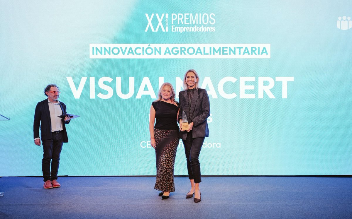 🌾 Premio Emprendedores a la Innovación Agroalimentaria.

Es para <a href="/visualNACert/">VisualNACert</a> , pionera en agricultura de precisión, por impulsar la transformación digital del campo con soluciones que convierten los datos en decisiones más eficientes y sostenibles. 🌱👏

#PremiosEmprendedores