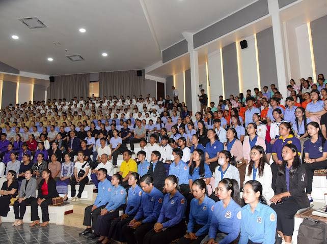 Big attendance for the women Empowerment afternoon in Paul Dubrule School. Hidden Cambodia Adventure Tours  was delighted to be asked to join. <a href="/PaulDubrule/">herve paul dubrule </a> . Thank you. 😊