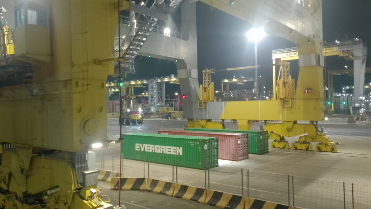 Συνεχίζεται η εφαρμογή του Σχεδίου Αμάλθεια μέσω του θαλάσσιου ανθρωπιστικού διαδρόμου, σε συνεργασία με τα Ηνωμένα Αραβικά Εμιράτα, καθώς και συντονισμό με τη <a href="/UNOPS/">UNOPS</a> και διεθνείς εταίρους, περιλαμβανομένων άλλων κρατών μελών της Ευρωπαϊκής Ένωσης. 

Νέο φορτίο ποσότητας 940