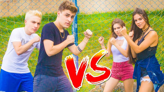 skinnazin's tweet photo. @seerelois ENTIDADE DE MENINO VS ENTIDADE DE MENINA https://t.co/jkPtwp5dQy