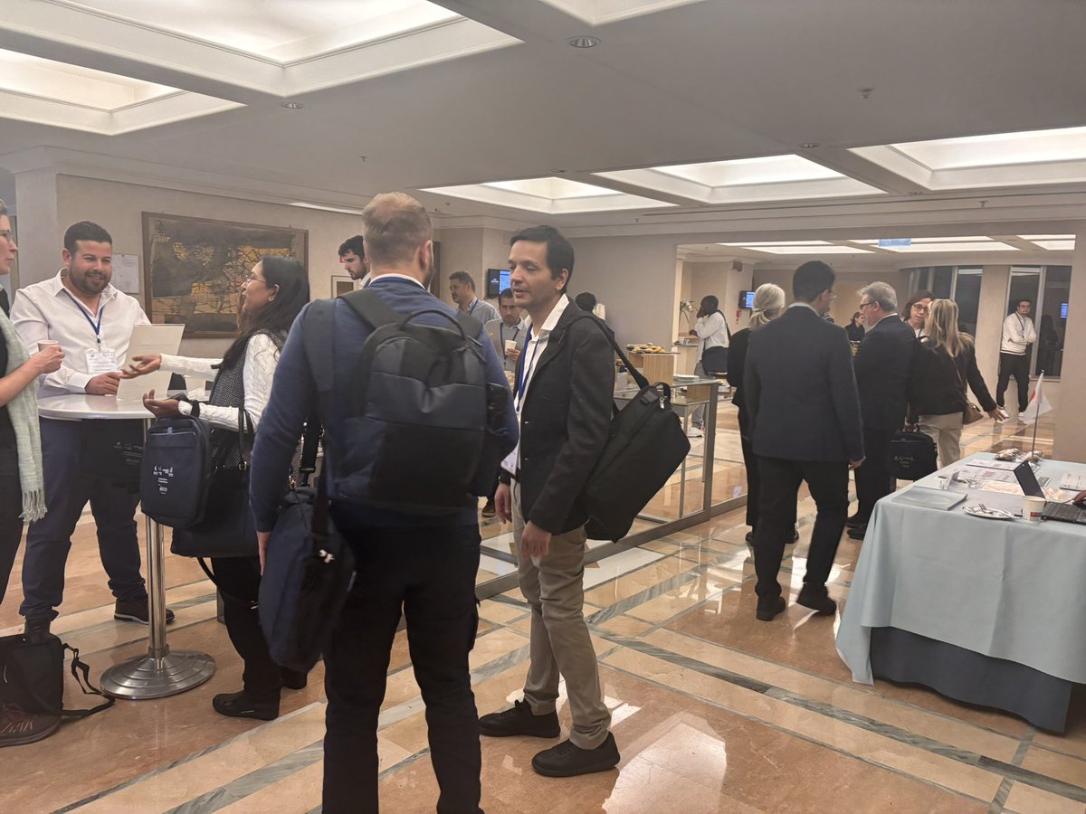 SETCORORG's tweet image. Sunny skies, great conversations, and plenty of coffee! ☕🌞 Highlights from the coffee and lunch breaks at Smart Materials and Surfaces 2025 in Rome (29–31 Oct 2025). Networking and inspiration went hand in hand!
#SMS2025 #SmartMaterials #ConferenceMoments #Networking #Rome2025