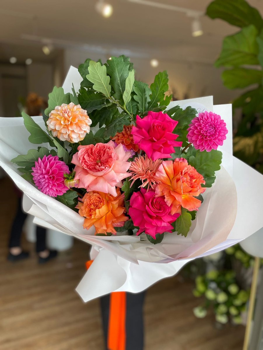RubyOakFlorist's tweet photo. 🌺🚨 PSA 🚨🌺

Our Fairy Meadow store is now officially open 7 days a week!! 

Our new trading hours are:

FAIRY MEADOW STORE:
8:30am - 5pm Monday - Friday
8:30am - 3pm Saturday 
9am - 1pm Sunday

#florist #floristwollongong #wollongong https://t.co/LgCzlzmCbw