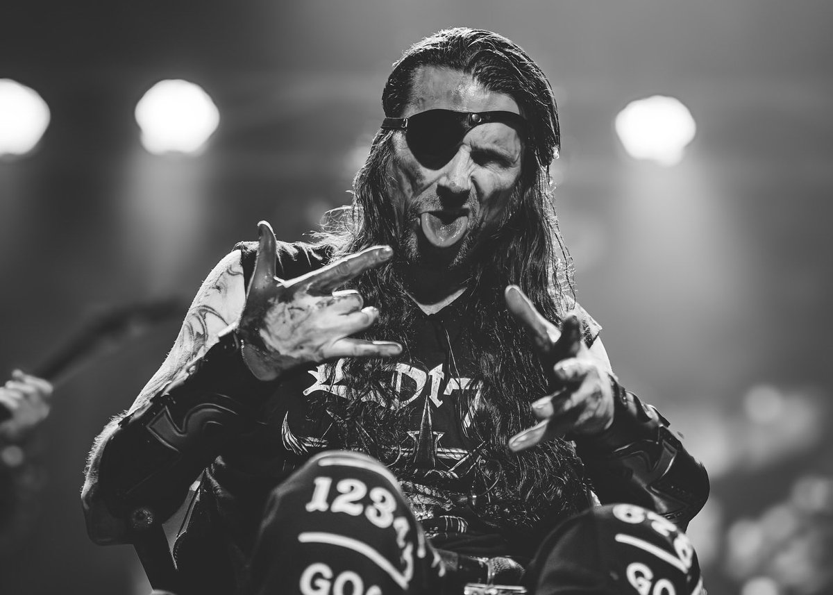 JeffBecerra's tweet image. Thank you Australia #possessed