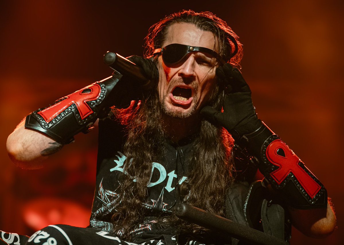 JeffBecerra's tweet image. AUSTRALIA!! #possessed