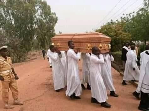 On 28th January, 2020, 5 years ago, Michael Nnadi, a very young Seminarian from Nigeria was kidnapped and murdered. This is also  one of evidences of silent Christian Genocide in Nigeria. There are so many evidences #CatholicTwitter