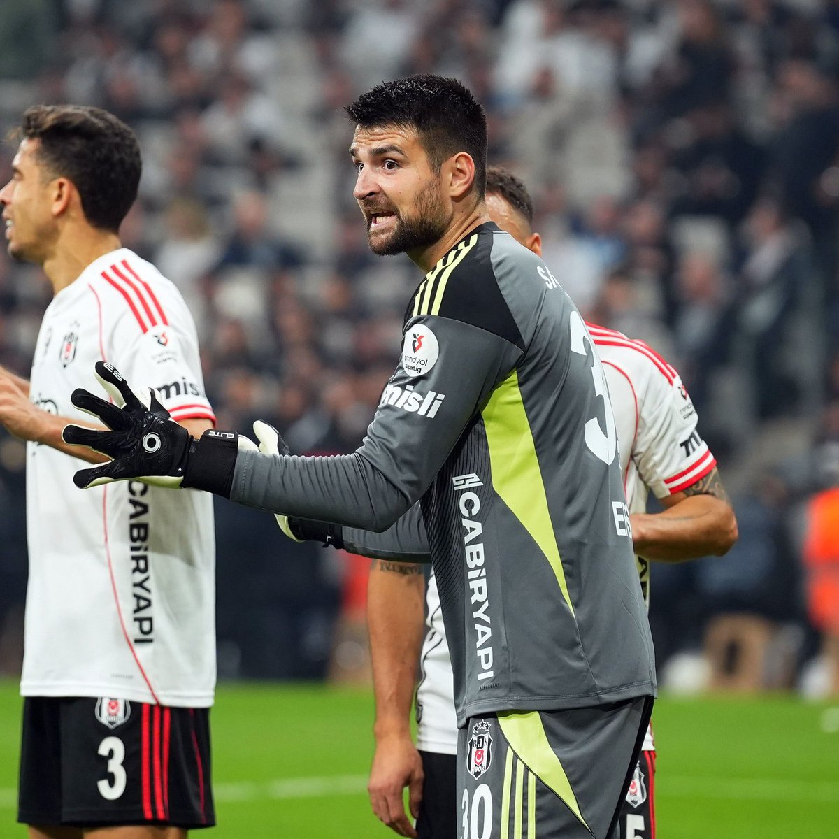 🙌 Trendyol Süper Lig’de 11. haftanın en çok kurtarış yapan kalecisi: Ersin Destanoğlu

🧤 7 Kurtarış
🆚 Fenerbahçe

📊 beIN Sports