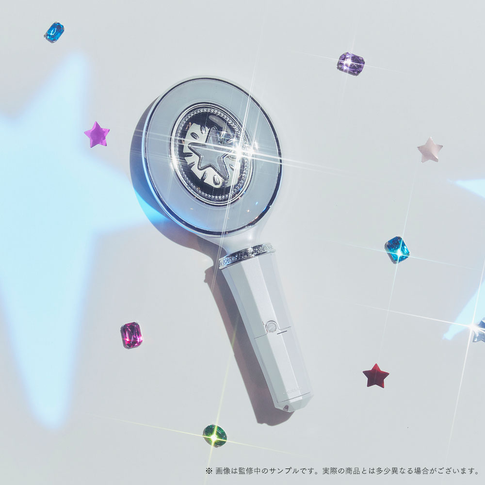 【10thライブグッズ】

｜ペンライト｜

ペンライト点灯カラーをご紹介！
デコセットのクリアカードを挟める
スペシャル仕様 🪄

🛄  受付期間
〜11月10日（月）12:00

🛒 pattythree-shop-product.jp/collections/dr…