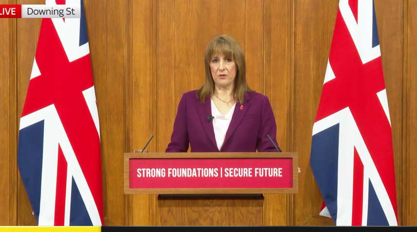 Rachel Reeves is hinting that the OBR is going to say Brexit is even more damaging than previously thought...

But that just means Labour was even MORE wrong to reject the Single Market &amp; Customs Union.

Blaming our national poverty on a policy YOU CONTROL is always an own goal.