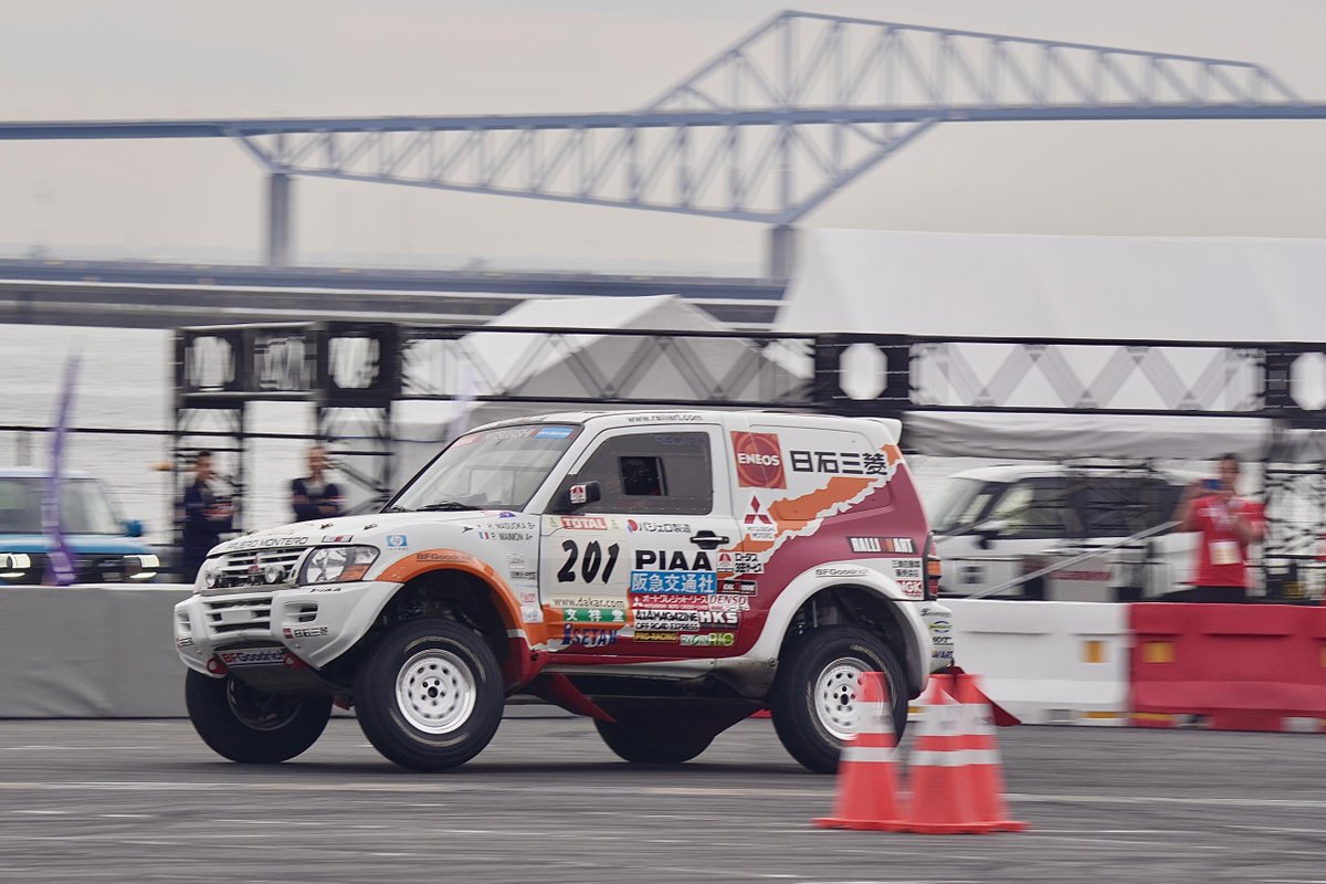 エネオス石油 増岡浩 三菱自動車 ボトルホルダー☆RALLIART PIAA