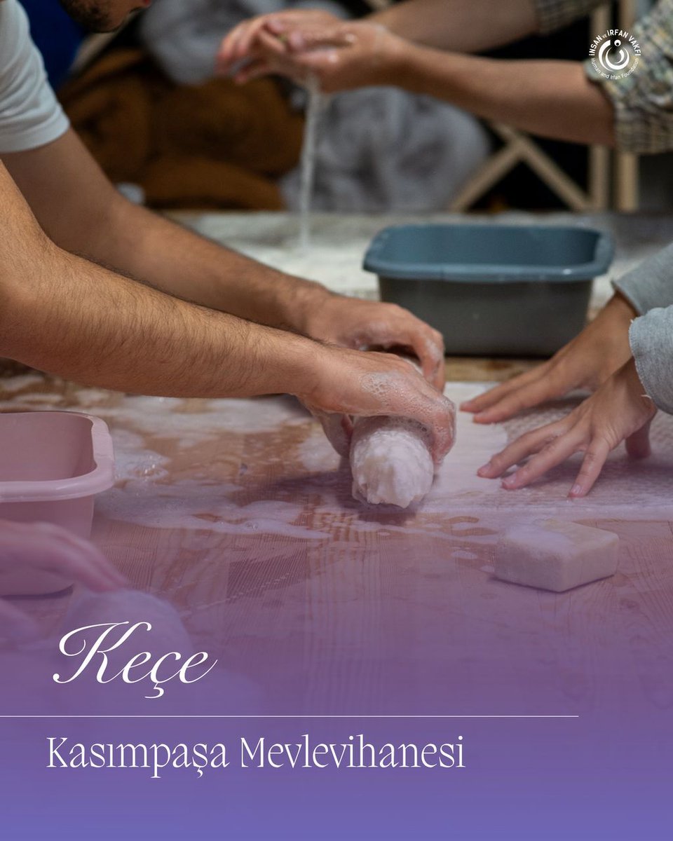 Kasımpaşa Mevlevihanesi'nde Ferya Gül Alioğlu Hocamızın eğitmenliğinde Keçe Kursumuz devam ediyor..✨ 

#KeçeSanatı #Keçe #ElSanatları #GelenekselSanatlar #KeçeAtölyesi #KültürelMiras #SanatEğitimi