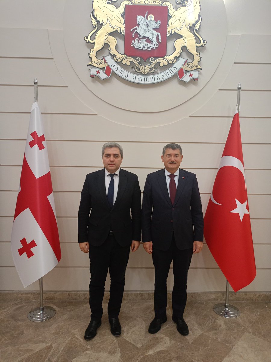 Gürcistan’ın Ankara Büyükelçisi Sayın Archil Kalandia’ya ile biraraya geldik.