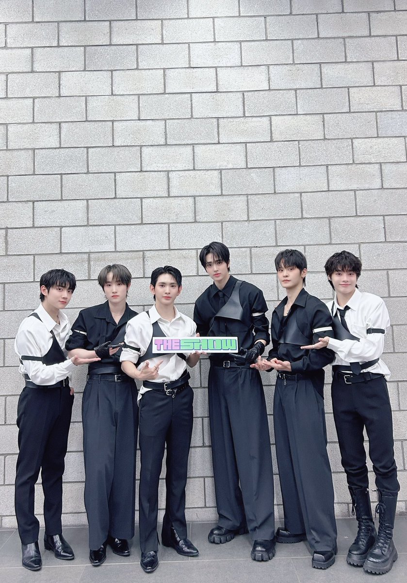 theshow_offcl's tweet image. 