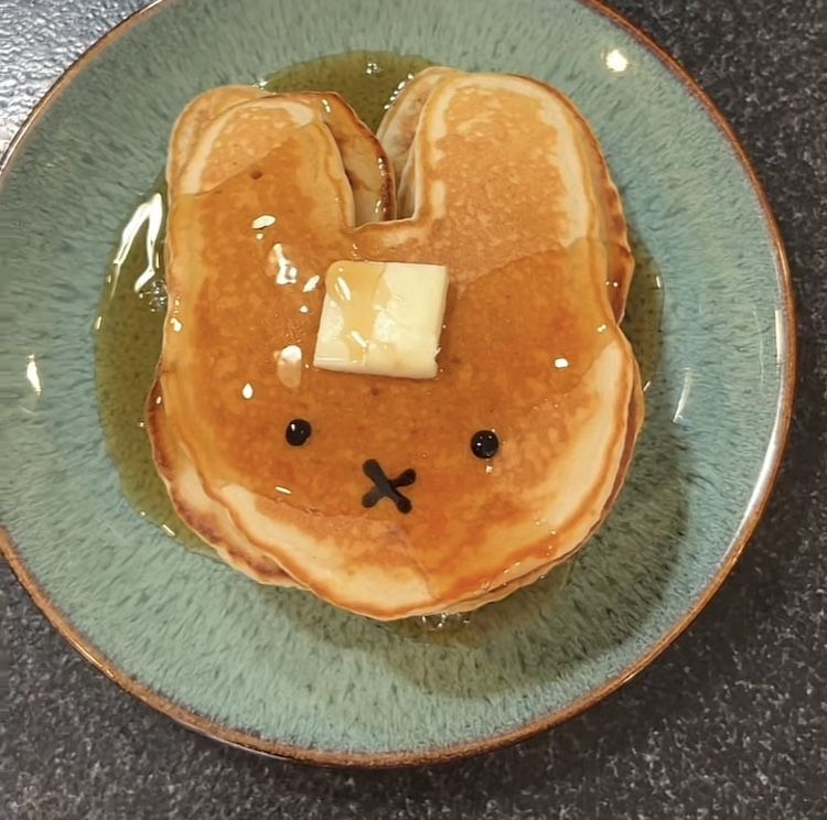 daily_dolce's tweet photo. Miffy pancakes https://t.co/AbCNxZ2Eo3