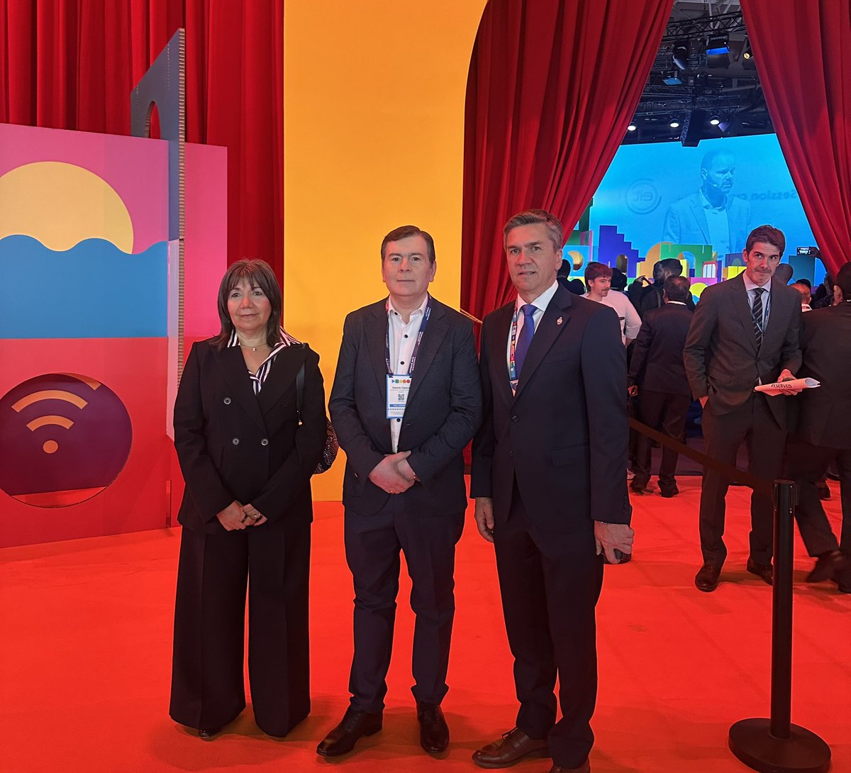 GZamoraSDE's tweet photo. #Ahora en Smart City FIRA Barcelona 2025, con el Gobernador de Chaco Leandro Zdero y la Cónsul general argentina en Barcelona Rossana Surballe.
#SmartCity #SantiagodelEstero #NorteGrandeArgentino https://t.co/A43oFj80Bl