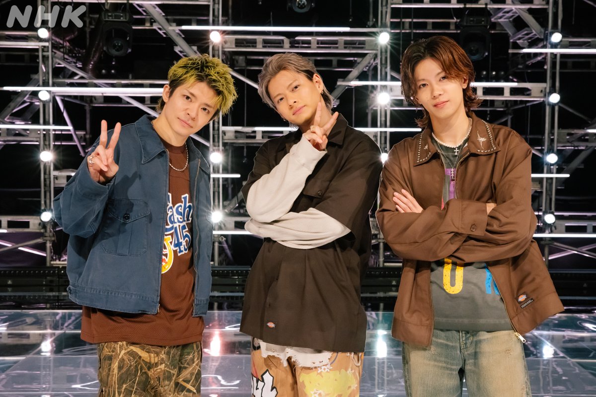 ✨#Venue101 Presents #Number_i THE LiVE✨

🎶SET LIST🎶

📀M1 #GOD_i
📀M2 BON
📀M3 #未確認領域
📀M4 Hard Life
📀M5 #幸せいっぱい腹一杯
📀M6 #2OMBIE
📀M7 i-mode

#Number_i_BON #HardLife #i_mode
#平野紫耀 #神宮寺勇太 #岸優太

✅NHK ONEで見逃し配信中👇
web.nhk/tv/an/venue101…