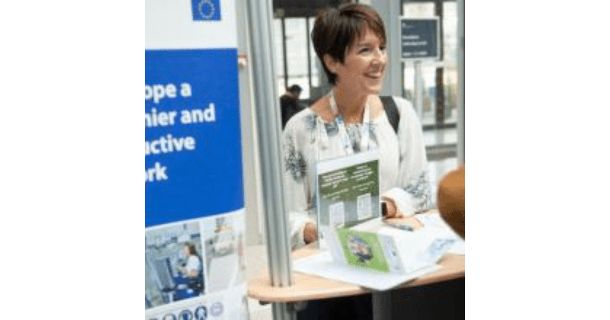 Participe en la Semana Europea 2025: apoyemos lugares de trabajo digitales seguros y saludables sesst.org/participe-en-l…