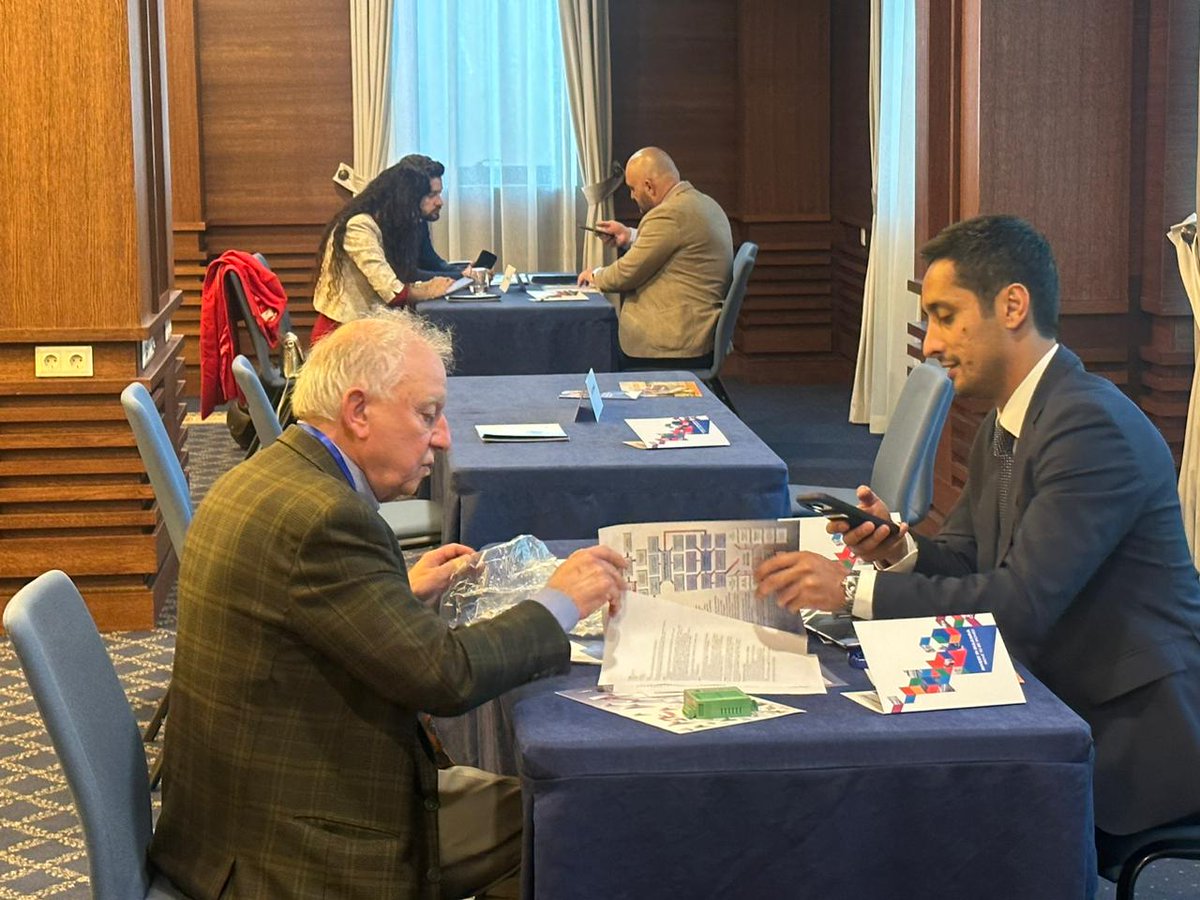 AzEmbBulgaria's tweet image. A Bulgaria-Azerbaijan business forum was held in Sofia as part of the 7th meeting of the Azerbaijan-Bulgaria Intergovernmental Commission on Economic Cooperation on 30 October in Sofia.

The event was attended by officials from government agencies from both countries, as well as…