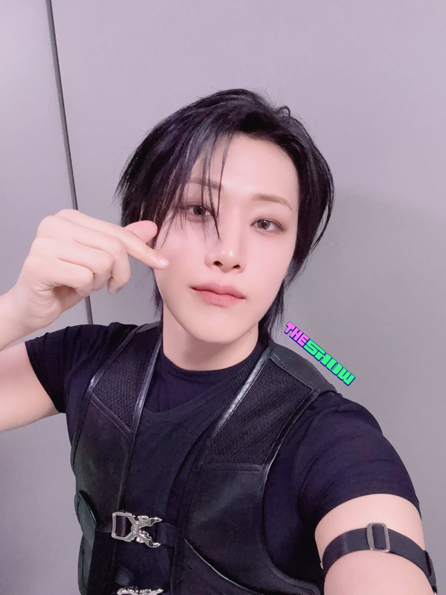 [★392회 더쇼초이스 후보③]
             ⋆｡˚ ☁️ ｡˚⋆
             ˚₊· ͟͟͞͞➳❥   🏡
⋆｡˚ 울아이와 HOME으로 ˚｡⋆

#THESHOW #HOME #WEi <a href="/WEi__Official/">위아이(WEi)_OFFICIAL</a>