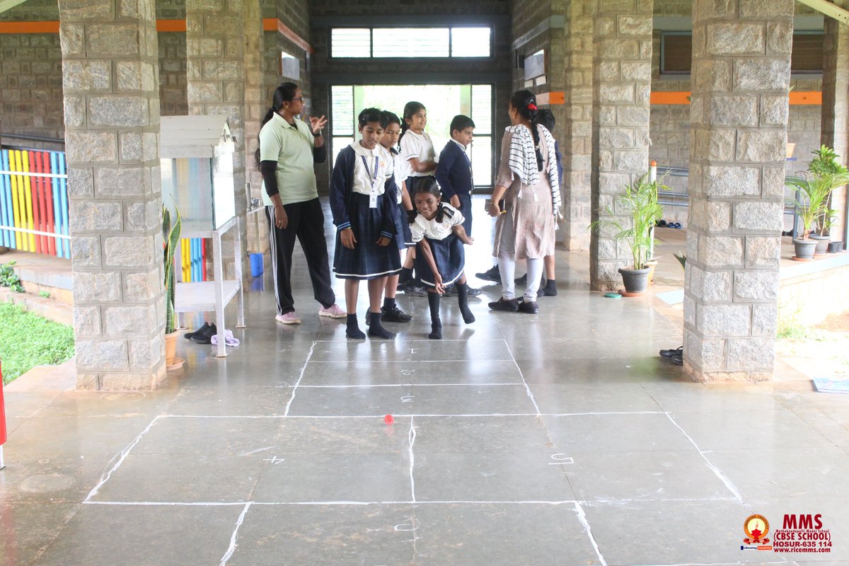 MmSchooltn's tweet image. Integrated Learning Experience: Traditional Games and Environmental Science | Grade 4 🌱

#IntegratedLearning #ExperientialEducation #TraditionalGames #EnvironmentalAwareness #MMSLearning #HolisticDevelopment