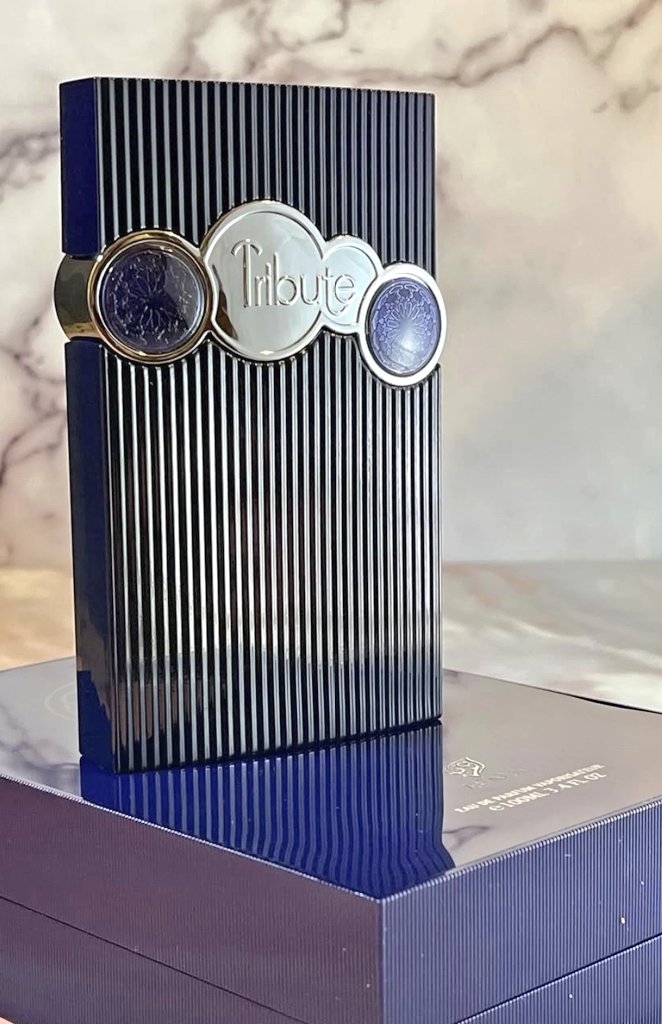 Tribute Blue Afnan 
هالعطر فيه شي غريب هو على خط جانميد و بوا امبريال ولكن اصدر قبلهم 
 البعض يشوف انه مستحيل دار اوربيه تستنسخ
عطر من دار عربية وهذا اللي حصل بالضبط ولا غرابة كثير عطور عربية تم تقليدها من عطور عالمية وهذا شي جميل 
#رابطة_عشاق_العطور