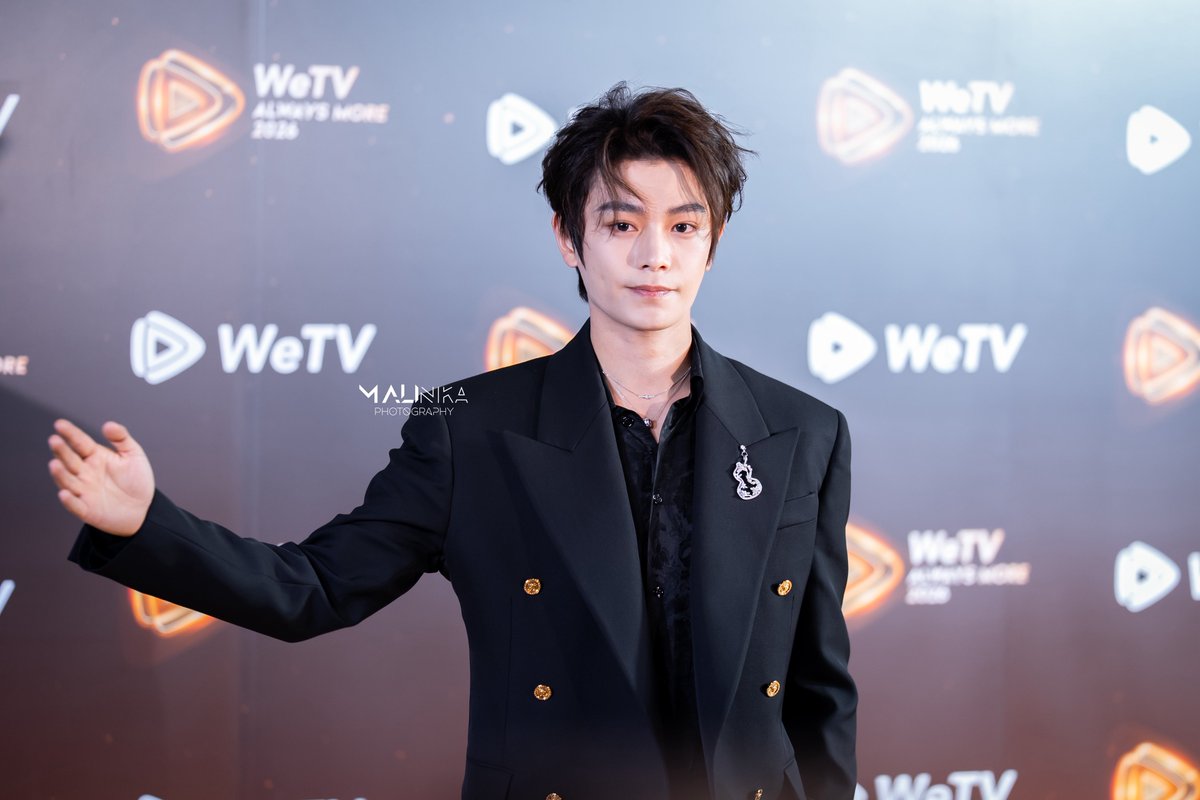 MalinikaPhoto's tweet photo. 251104 • #WeTVAlwaysMore2026 

🥹🥹🥹

‼️Please DO NOT cut the credit‼️

#ติงอวี่ซี #丁禹兮 #DingYuxi 
#DingYuxiEncounterInBangkok https://t.co/Lg2u8fMM5T