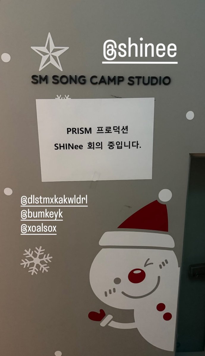 iheartshinee_'s tweet image. minho instagram story update 

SM SONG CAMP STUDIO @/shinee
@/dlstmxkakwldrl @/bumkeyk @/xoalsox

[PRISM PRODUCTION, in the midst of SHINee’s meeting]

#SHINee @SHINee