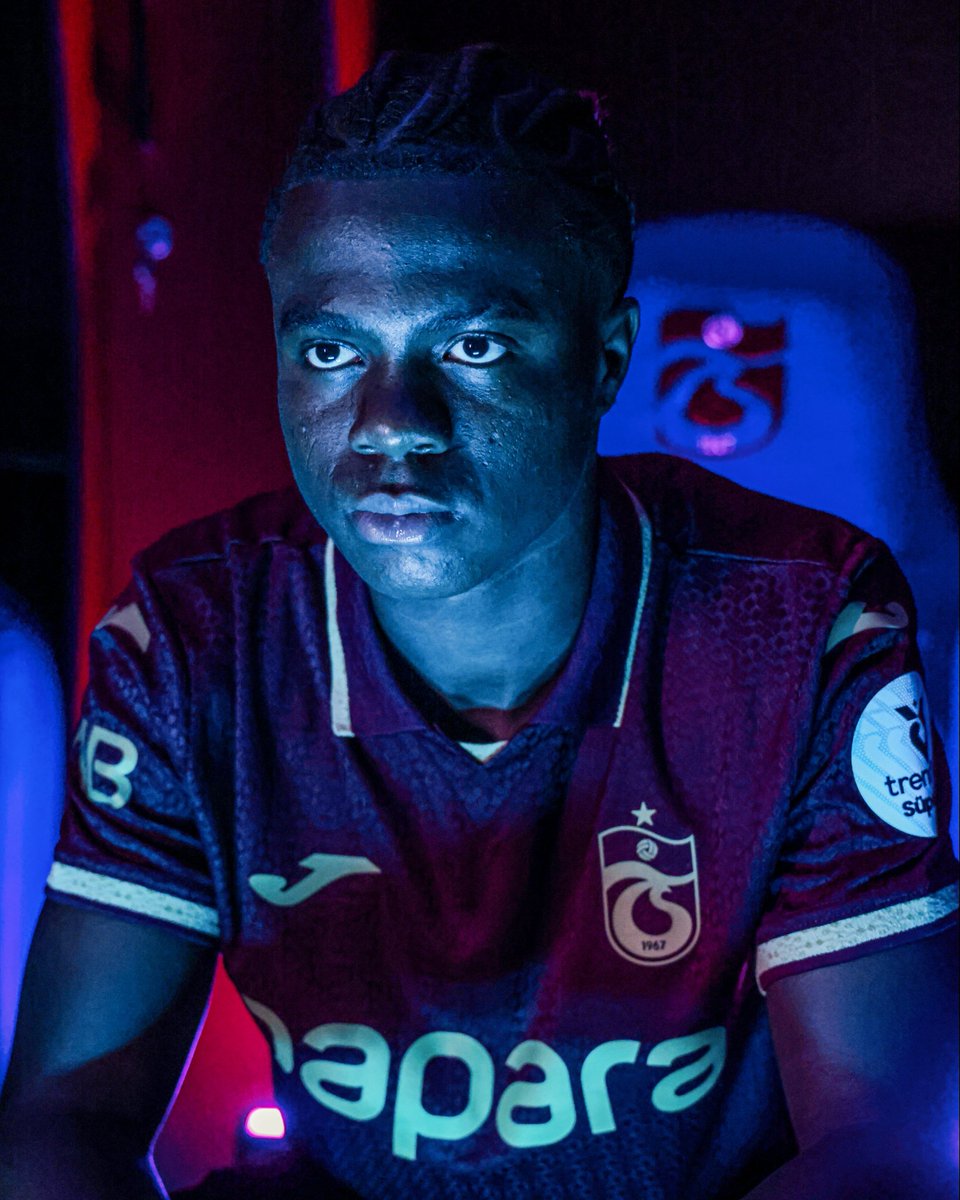 Oynadığı kısa sürede tüm dikkatleri üzerine çeken Trabzonspor'un 19 yaşındaki genç yıldızı Oulai'yi Fransız ekiplerinden Strasbourg yakından takip ediyor. Oyuncu sezon boyunca izlenmeye devam edecek.