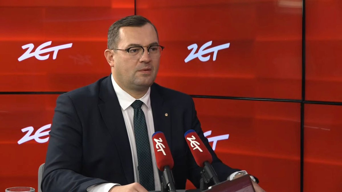 🎙 Wygląda na to, jakby <a href="/pisorgpl/">Prawo i Sprawiedliwość</a> po to tylko powołało rząd dwutygodniowy, żeby wyczyścić wszystkie sprawy i przelać pieniądze dla swoich ludzi.

🍀<a href="/StefanKrajewski/">Stefan Krajewski</a>
📻<a href="/Radio_ZET/">Radio ZET</a>