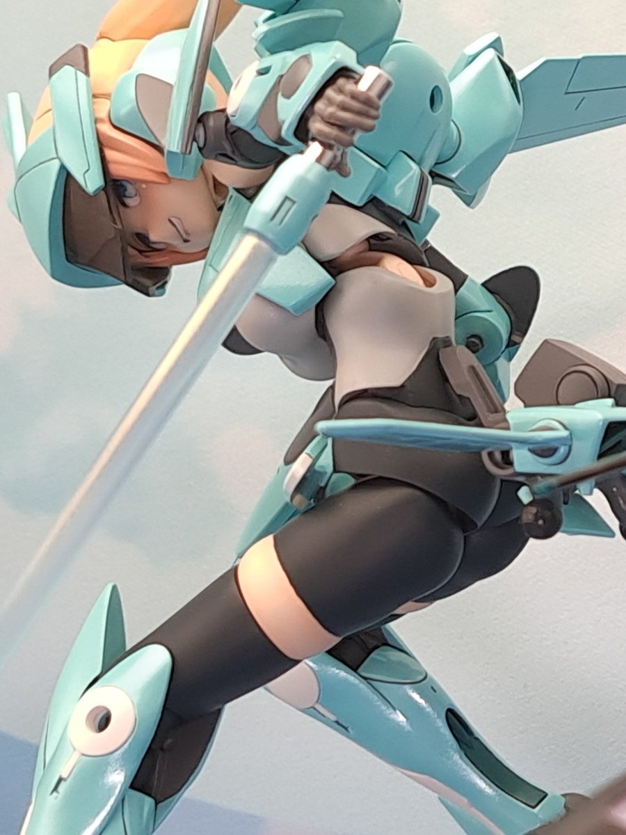 #いいおしりの日
バイザーの隙間から顔を見せようとして、何気なく下から撮りがちw