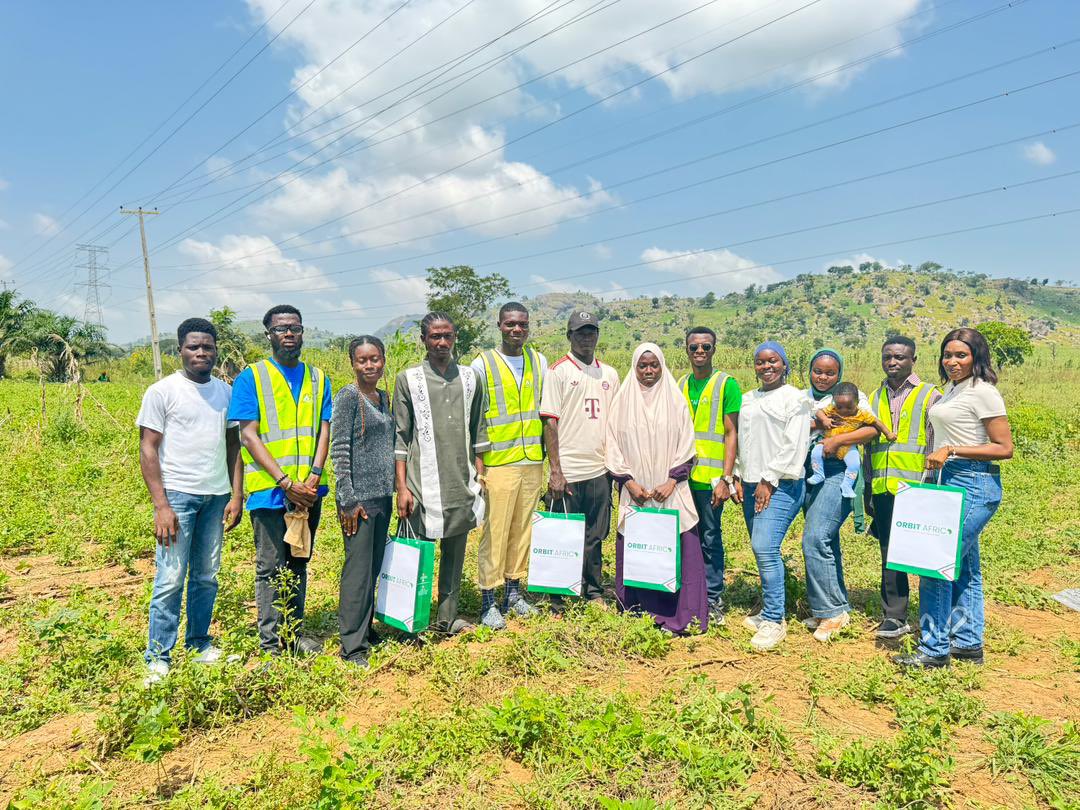 Happy clients = Successful Allocation.

We were excited to allocate plots to the  rightful owners at Pretoria Africa, Abuja over the weekend.

Clients went back home feeling satisfied and fulfilled.

Congratulations to the latest landlords.