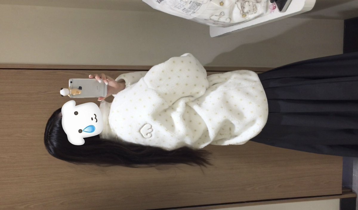 스파오 천사악마 가나디.. 후리스 너무 커욥듀..