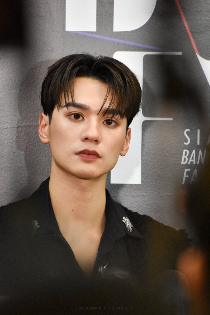 emflaek's tweet image. ครั้งที่8                                                    ครั้งที่9

มึงคือกุ555555555555555555555555555555555555555ไม่อยากเชื่อเลยว่ะ ลมอะไรหอบกุไปหาฮีมากมายขนาดนี้ แร้วนี่เพิ่งเข้าเดือนที่2 เหมือนกุโดนฮีเล่นของจริงๆ อย่าให้มีครั้งที่10(มีแน่!)5555555555555555555555555555555