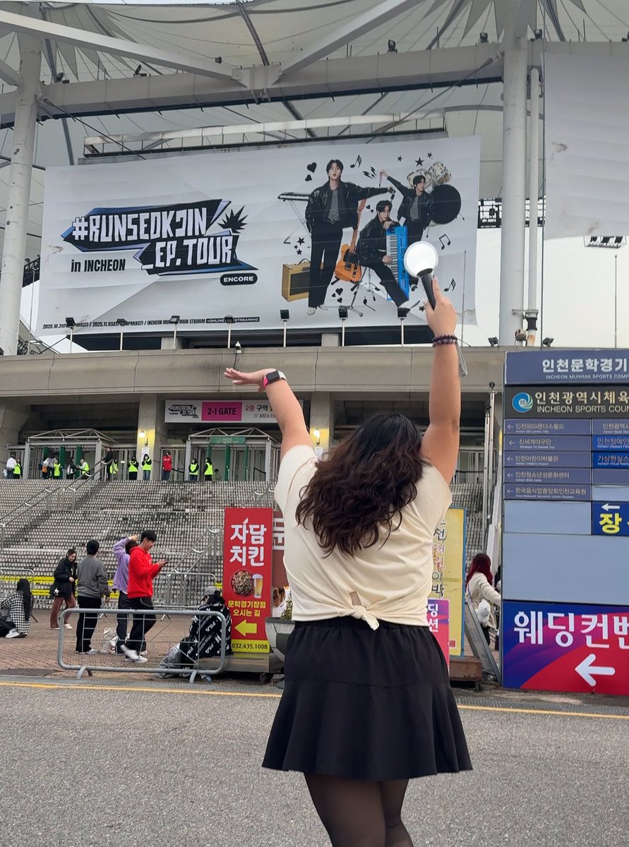 luisa⁷ 🌻🎀🍀 tweet media