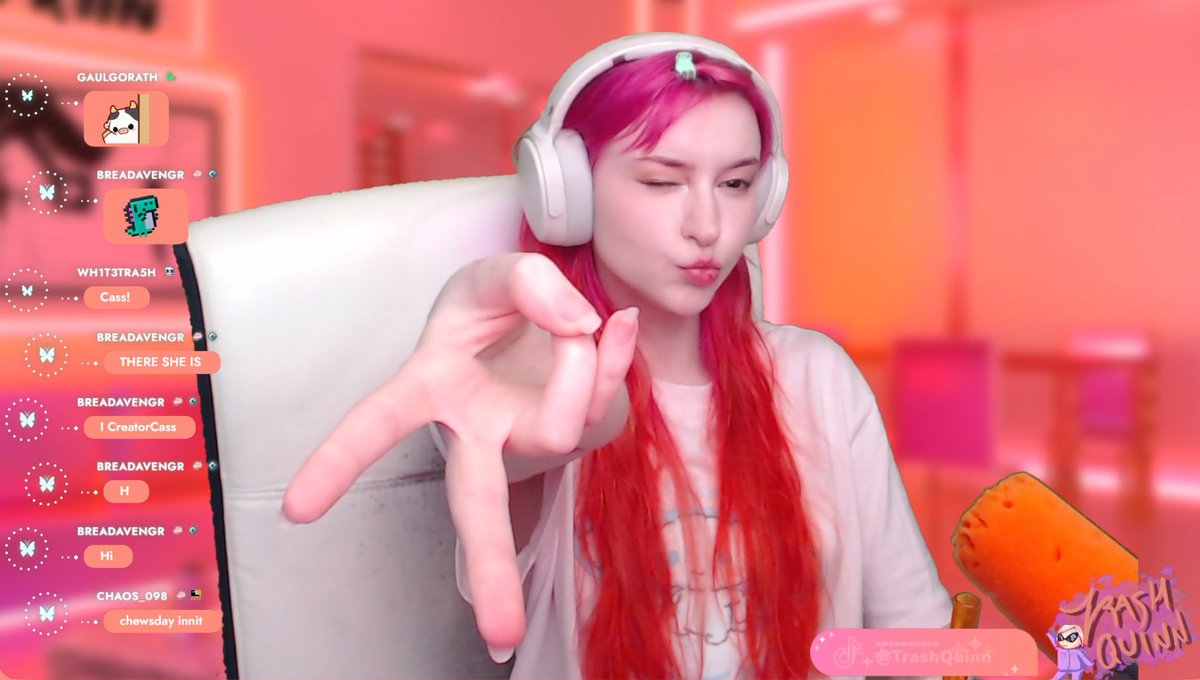 LIVE RN BTW PLAYING DISPATCH THANKS TO <a href="/BeatdropB/">BeatdropBandit</a>
