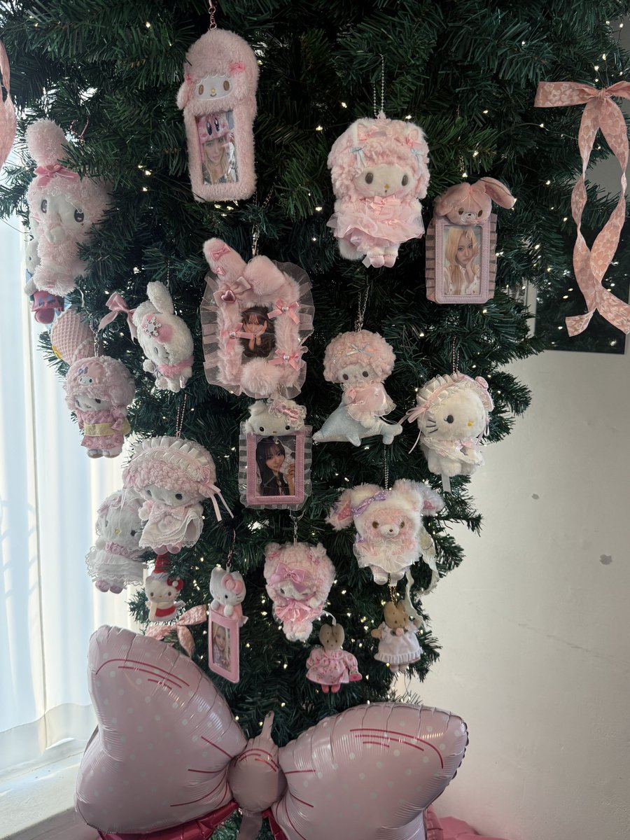 너무 예뻐용～

#햄햄지킴이
#한지은 #JIEUN 
#YOUNGPOSSE #영파씨