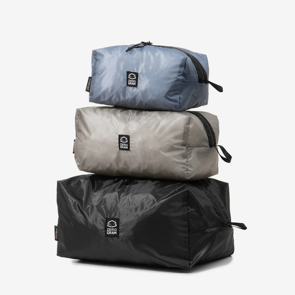 hinataストアの中の人達 tweet media