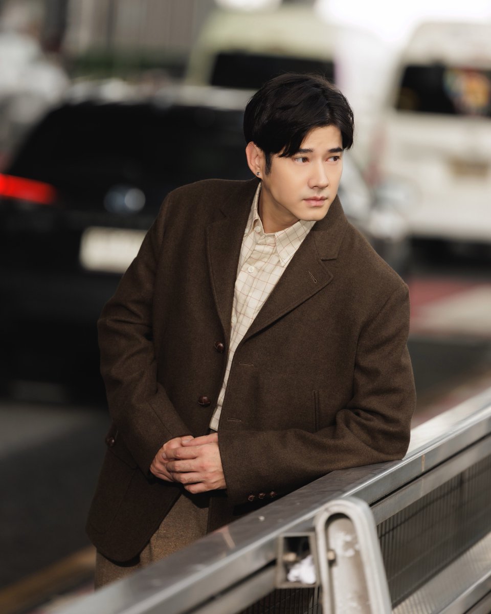 มาริโอ้ เมาเร่อ (@mario_mm38) ปรากฏตัวอย่างสง่างามที่ สนามบินสุวรรณภูมิ กรุงเทพฯ โดดเด่นด้วยลุคจากคอลเล็กชั่น Loro Piana Fall/Winter 2025 ก่อนมุ่งหน้าสู่ฮ่องกงเพื่อเข้าร่วมงานเปิดตัว Loro Piana 2025 Holiday Gifting Pop-up ในวันที่ 5 พฤศจิกายน 2568
#mario_mm38 
#มาริโอ้เมาเร่อ
