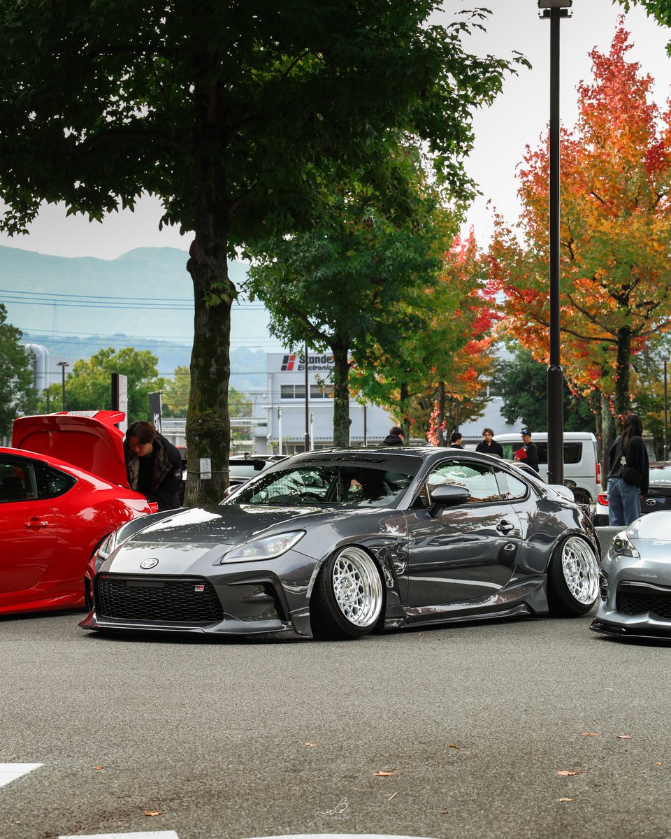yuta_gr86's tweet photo. New Wheel✨
　
BARRAMUNDIDESIGN
GROUPER
F 17×9.5+9
R 17×10+2
キャンバー前後　約12度通し

ツライチの先人であるこーたろー先輩に近づいたんじゃないでしょうか？笑
これでツラきもちーできますか？笑
@BarramundiD @Karin_zn8 https://t.co/XWBRspzAtA