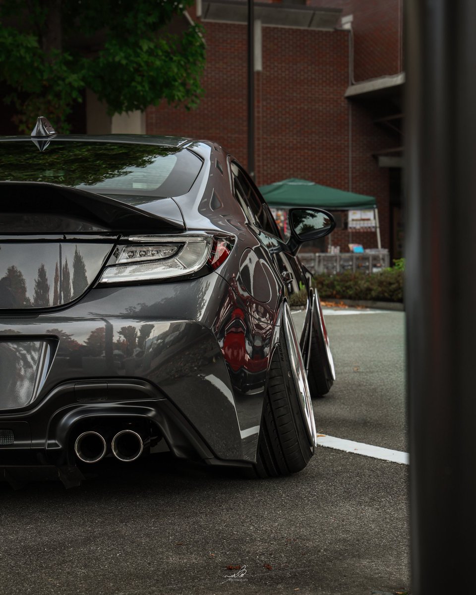 yuta_gr86's tweet photo. New Wheel✨
　
BARRAMUNDIDESIGN
GROUPER
F 17×9.5+9
R 17×10+2
キャンバー前後　約12度通し

ツライチの先人であるこーたろー先輩に近づいたんじゃないでしょうか？笑
これでツラきもちーできますか？笑
@BarramundiD @Karin_zn8 https://t.co/XWBRspzAtA